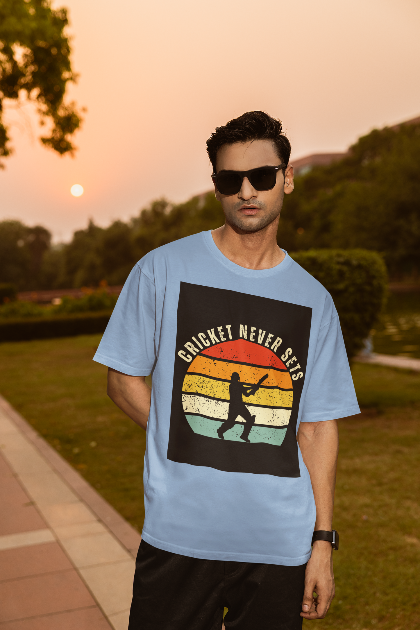 Oversized T-shirts_Cricket Never Sets (BB)