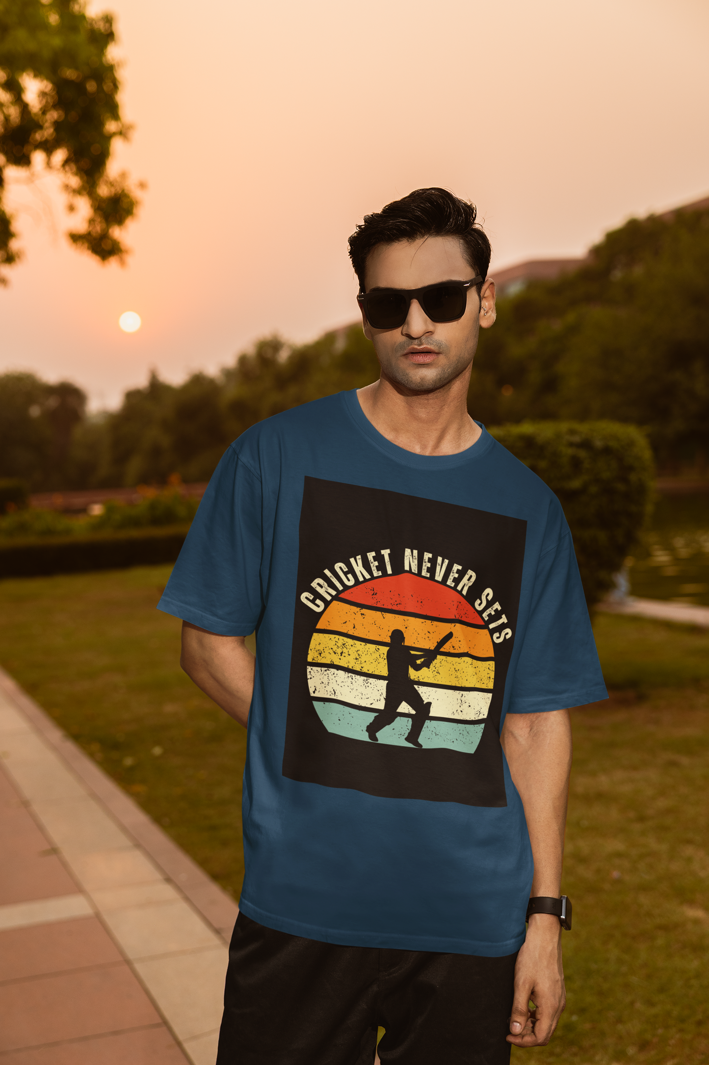 Oversized T-shirts_Cricket Never Sets (BB)